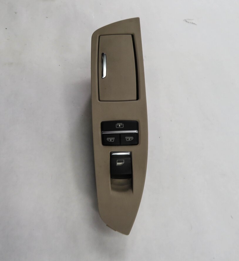 Thumbnail 5: 2011 BMW 750i (F01) LEFT REAR DOOR SUN SHADE WINDOW SWITCH w/ ASH TRAY (OYSTER)