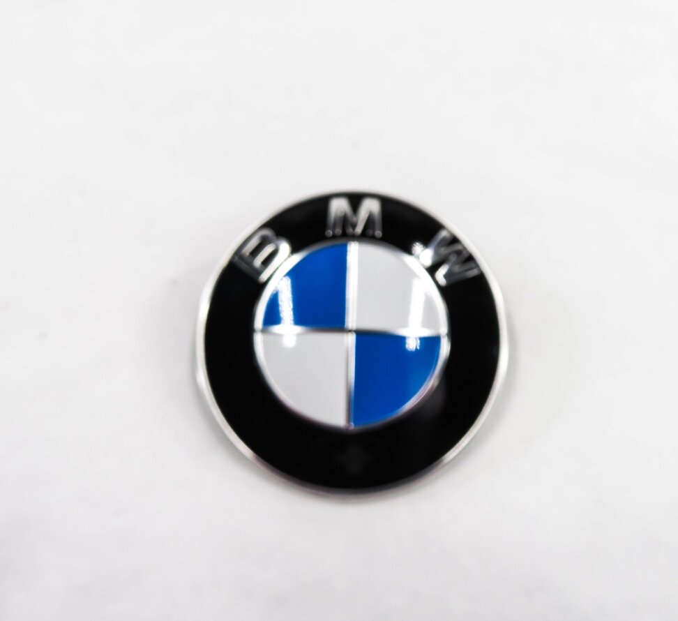 Thumbnail 2: 2011 BMW 750i (F01) EMBLEM LOGO BADGE NAME PLATE SYMBOL