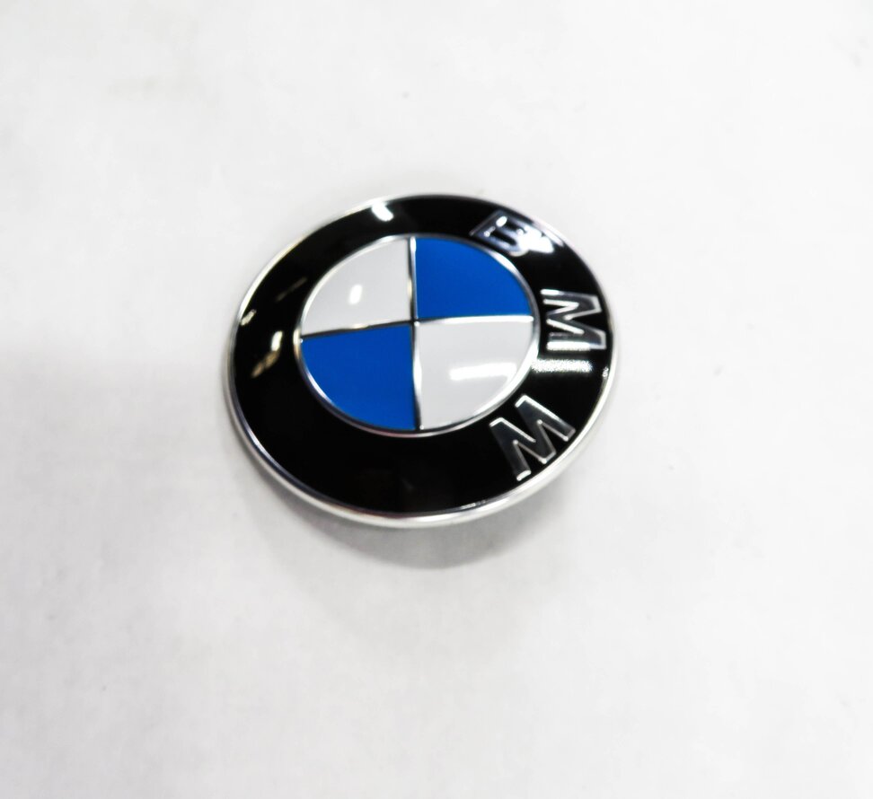 Thumbnail 3: 2011 BMW 750i (F01) EMBLEM LOGO BADGE NAME PLATE SYMBOL