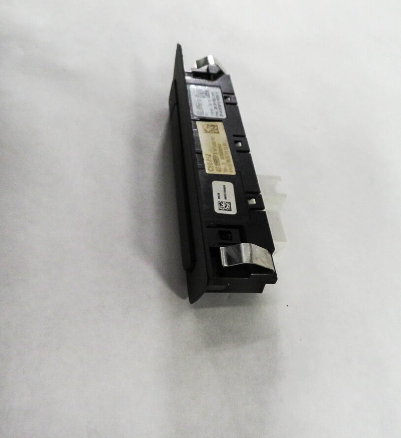 Thumbnail 4: 2011 BMW 750i (F01) HUD HEADS UP DISPLAY SWITCH BUTTON (BLACK)