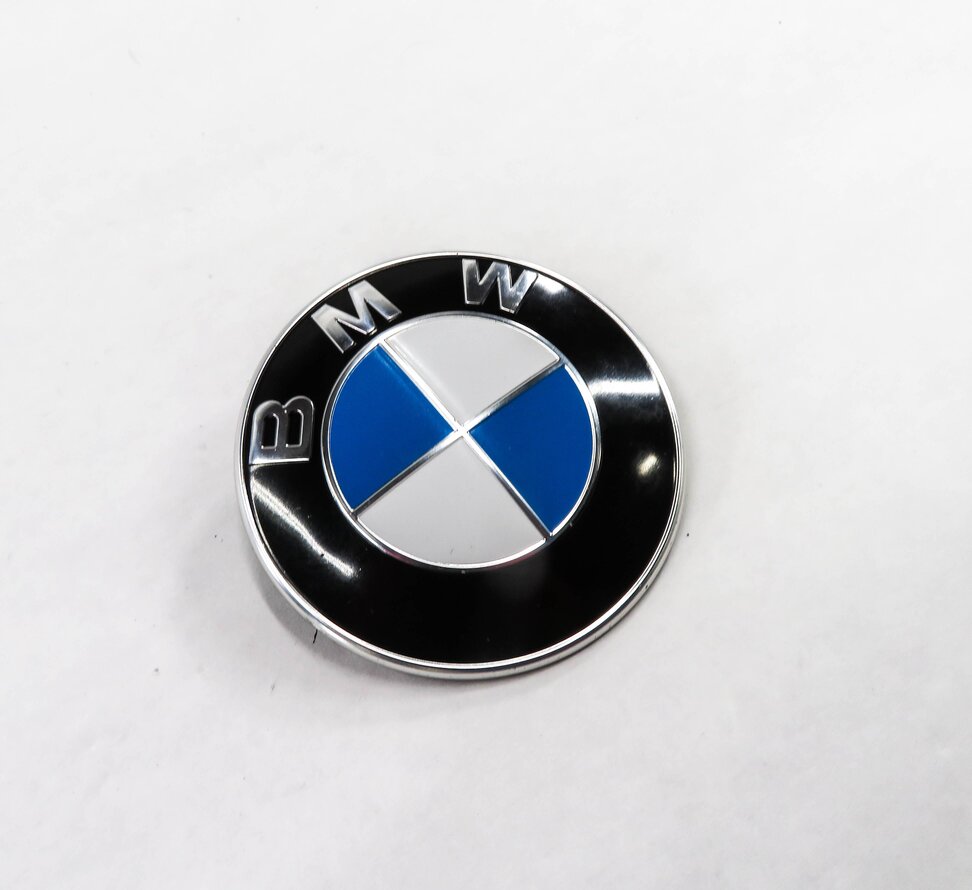 2011 BMW 750i (F01) EMBLEM LOGO BADGE NAME PLATE SYMBOL