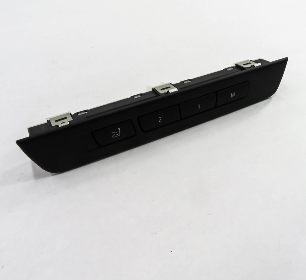 Thumbnail 1: 2011 BMW 750i (F01) RIGHT FRONT PASSENGER MEMORY SEAT POSITION SWITCH BUTTON