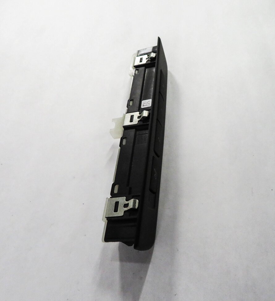 Thumbnail 4: 2011 BMW 750i (F01) RIGHT FRONT PASSENGER MEMORY SEAT POSITION SWITCH BUTTON