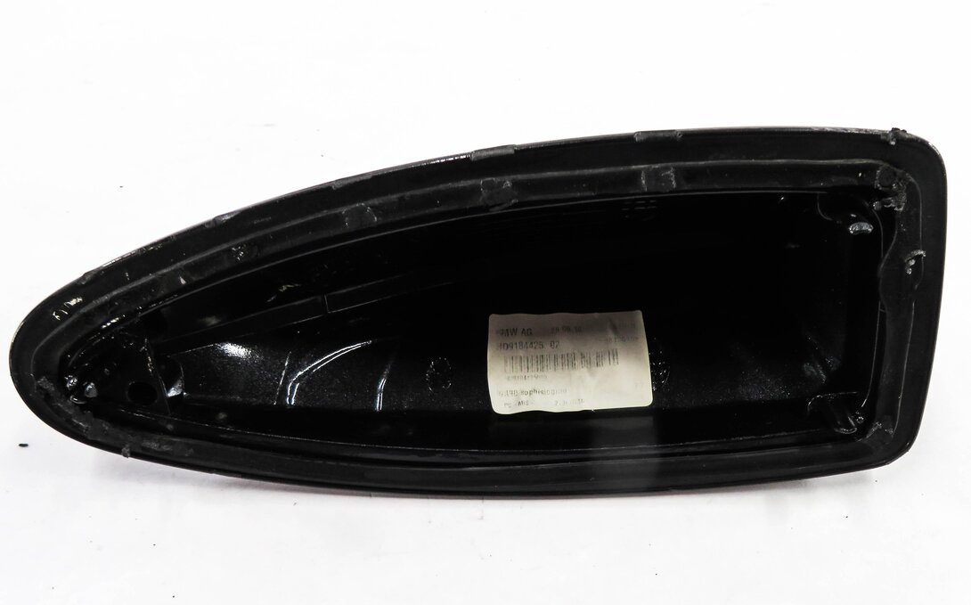 Thumbnail 5: 2011 BMW 750i (F01) RADIO STEREO SHARK FIN ANTENNA COVER TRIM (SOPHISTO GRAY)