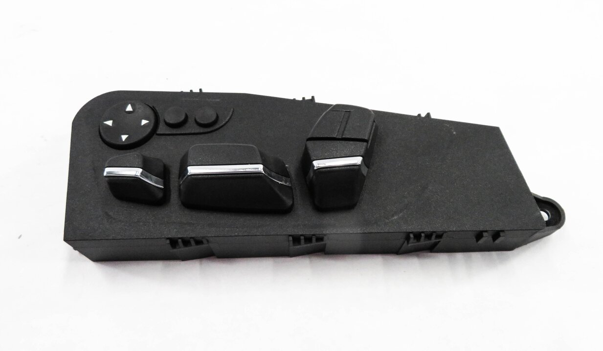 Thumbnail 5: 2011 BMW 750i (F01) LEFT FRONT DRIVER POWER SEAT ADJUSTMENT SWITCH BUTTON