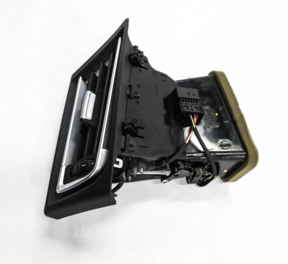 Thumbnail 4: 2011 BMW 750i (F01) RIGHT FRONT PASSENGER DASH HEATER A/C AIR VENT