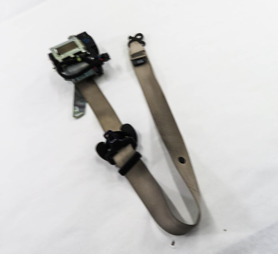 2009-2012 BMW 740i 750i 760i B7 (F01) LEFT DRIVER SEATBELT RETRACTOR (OYSTER)