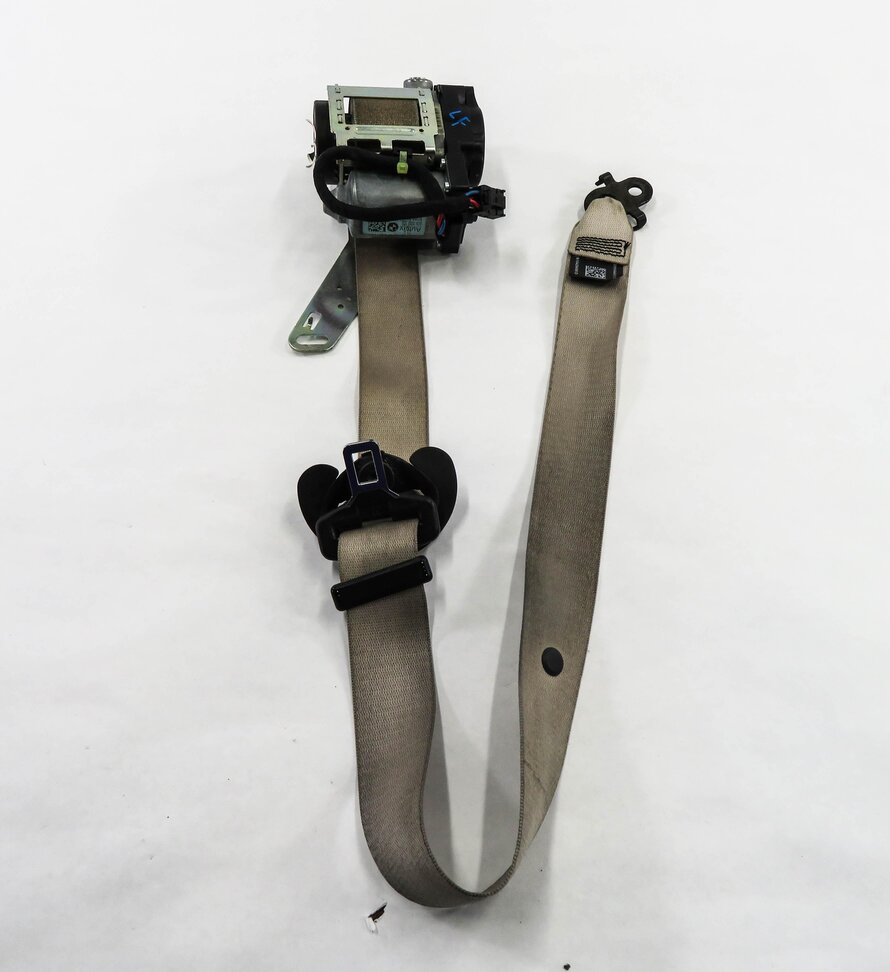 Thumbnail 2: 2009-2012 BMW 740i 750i 760i B7 (F01) LEFT DRIVER SEATBELT RETRACTOR (OYSTER)