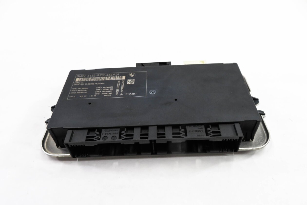 Thumbnail 2: 2010-2017 BMW 528i 535i 550i 650i 750i M5 X3 - FRMIII BODY LIGHT CONTROL MODULE
