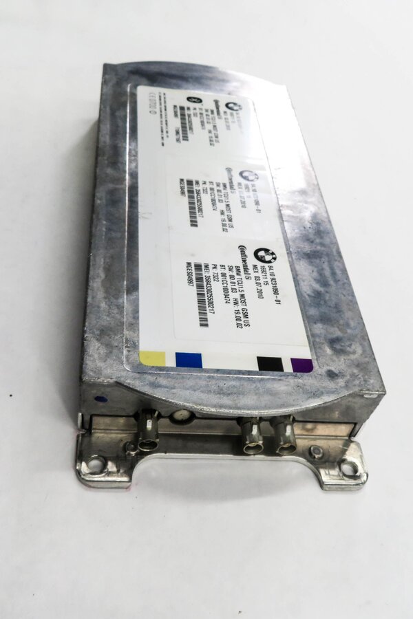 Thumbnail 3: 2011 BMW 750i (F01) BLUETOOTH TELEMATICS COMMUNICATION CONTROL MODULE