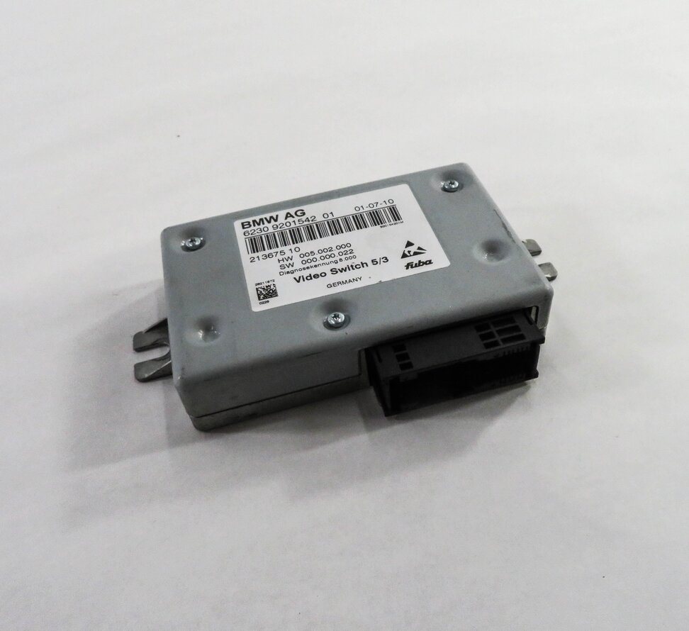 Thumbnail 1: 2011 BMW 750i (F01) DVD MULTIMEDIA VIDEO SWITCH CONTROL MODULE