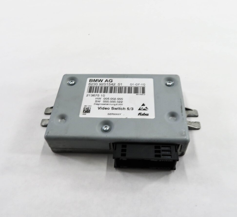 Thumbnail 2: 2011 BMW 750i (F01) DVD MULTIMEDIA VIDEO SWITCH CONTROL MODULE