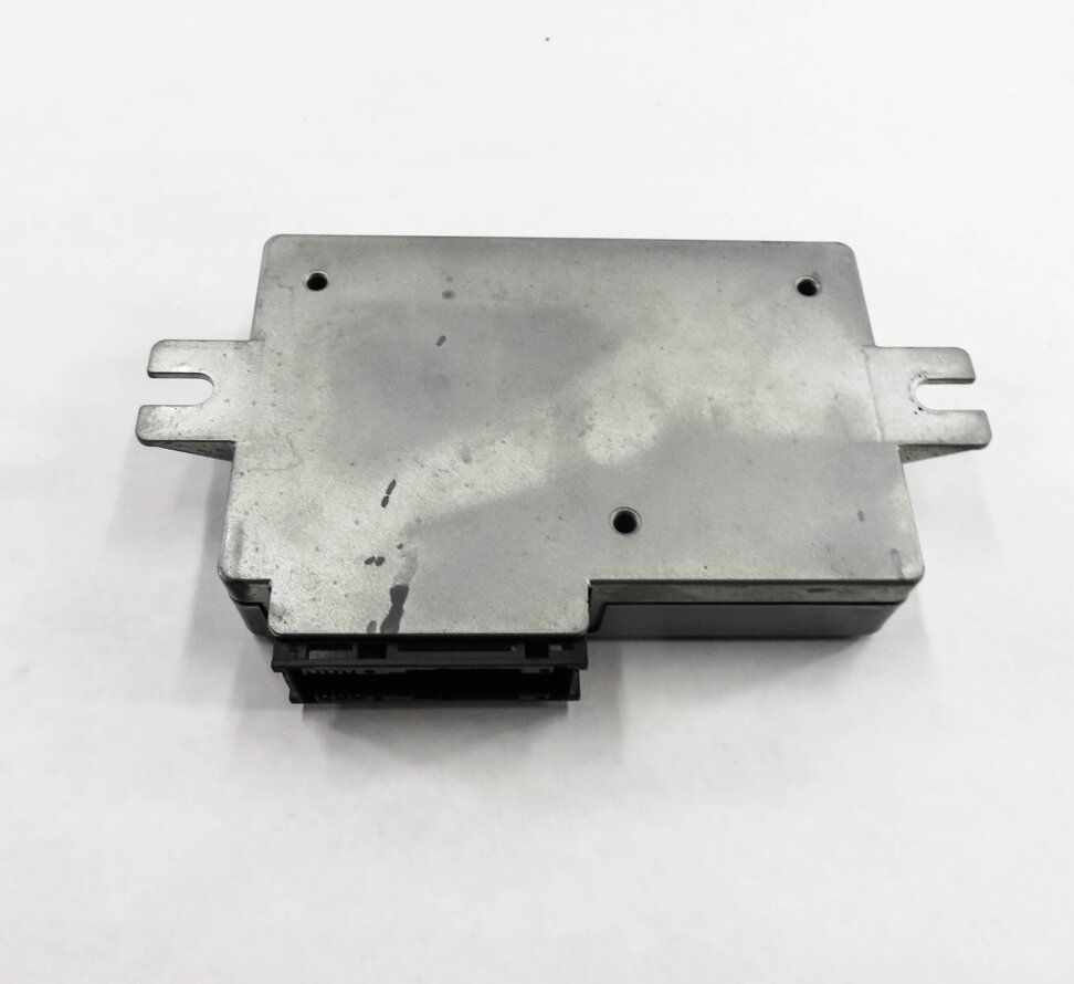 Thumbnail 6: 2011 BMW 750i (F01) DVD MULTIMEDIA VIDEO SWITCH CONTROL MODULE