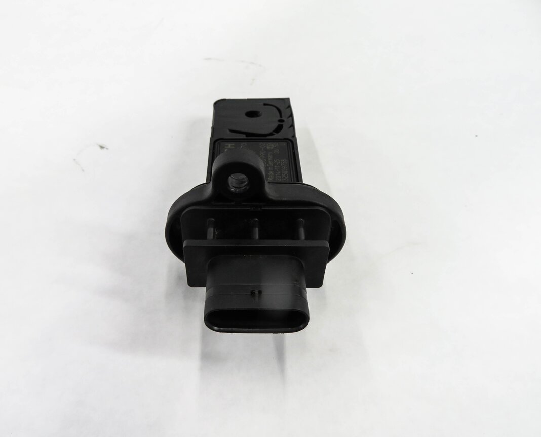 Thumbnail 2: 06-14 BMW 550i 750i 650i X5 X6 (E60 E70 E71 F01 F10) V8 MASS AIR FLOW SENSOR MAF