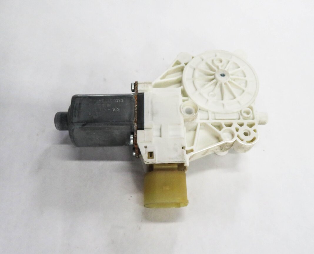 Thumbnail 3: 09-18 BMW 740i 750i 760i (F01) LEFT DRIVER SIDE WINDOW MOTOR (FITS FRONT & REAR)