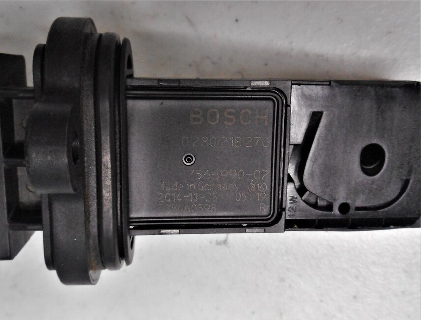 Thumbnail 7: 06-14 BMW 550i 750i 650i X5 X6 (E60 E70 E71 F01 F10) V8 MASS AIR FLOW SENSOR MAF