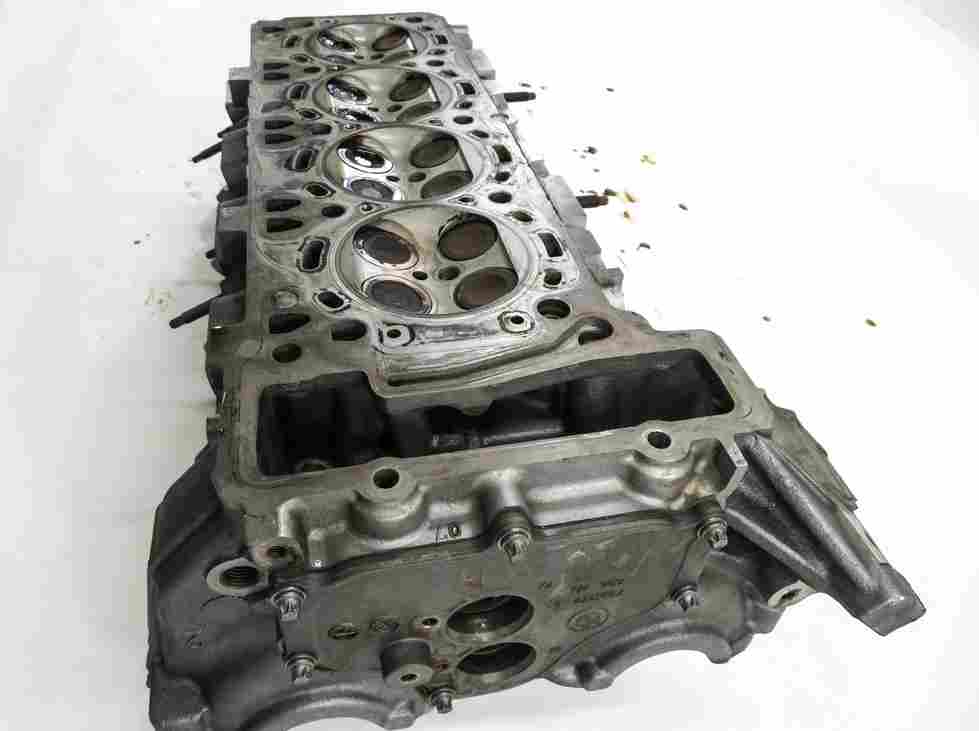 Thumbnail 6: 08-14 BMW 550i 750i X5 X6 (F01 E70 F10 E71) 4.4L TWIN TURBO - LEFT CYLINDER HEAD