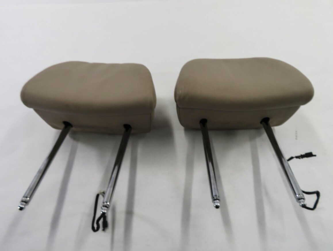 2011 BMW 750i (F01) FRONT COMFORT SEAT HEADREST SET-2 (OYSTER LEATHER)