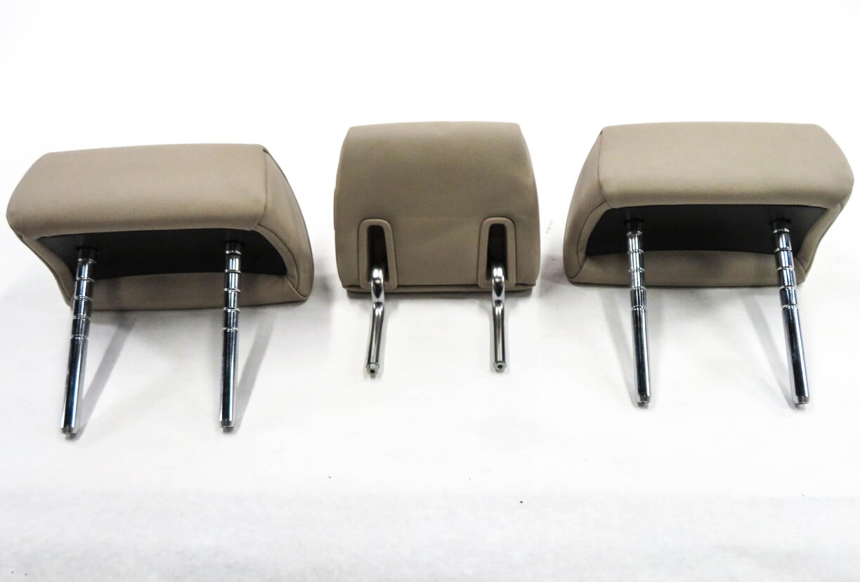 Thumbnail 6: 2011 BMW 750i (F01) REAR SEAT - LEFT / CENTER / RIGHT HEADREST SET-3 (OYSTER)