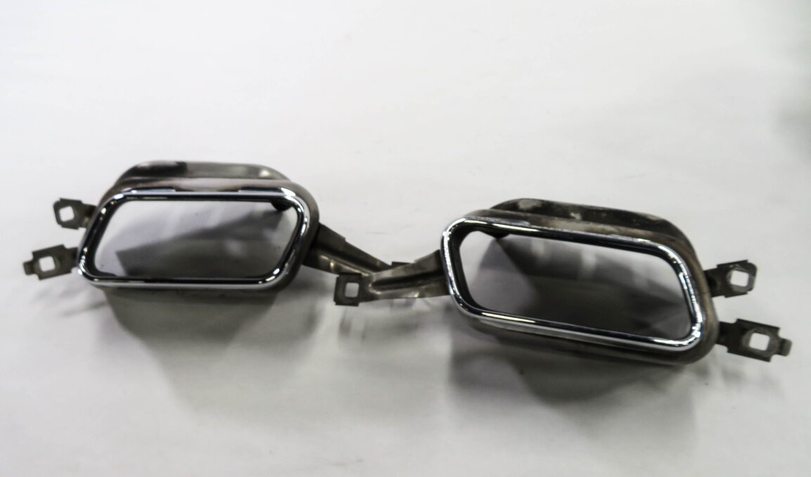 Thumbnail 2: 2011 BMW 750i (F01) EXHAUST TIP SET-2