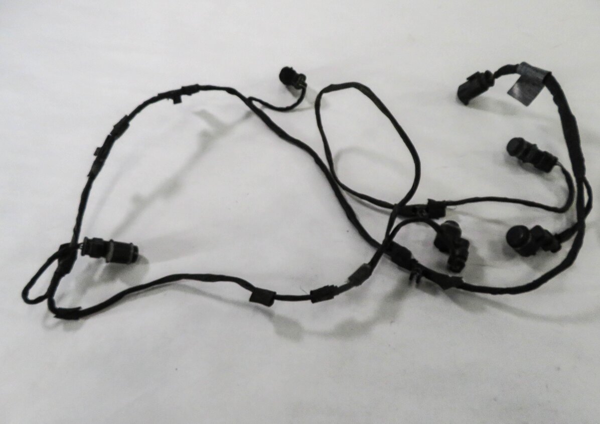 Thumbnail 2: 2011 BMW 750i (F01) FRONT PDC PARK DISTANCE SENSOR SET w/ HARNESS (GRAY A90)