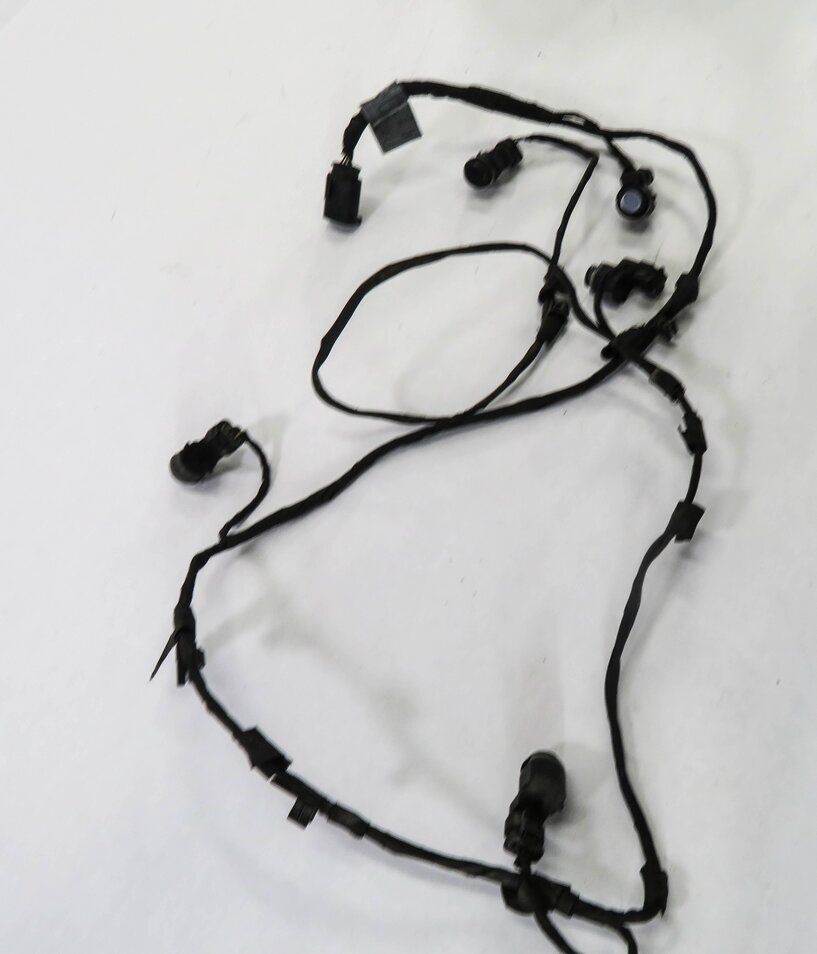 Thumbnail 3: 2011 BMW 750i (F01) FRONT PDC PARK DISTANCE SENSOR SET w/ HARNESS (GRAY A90)