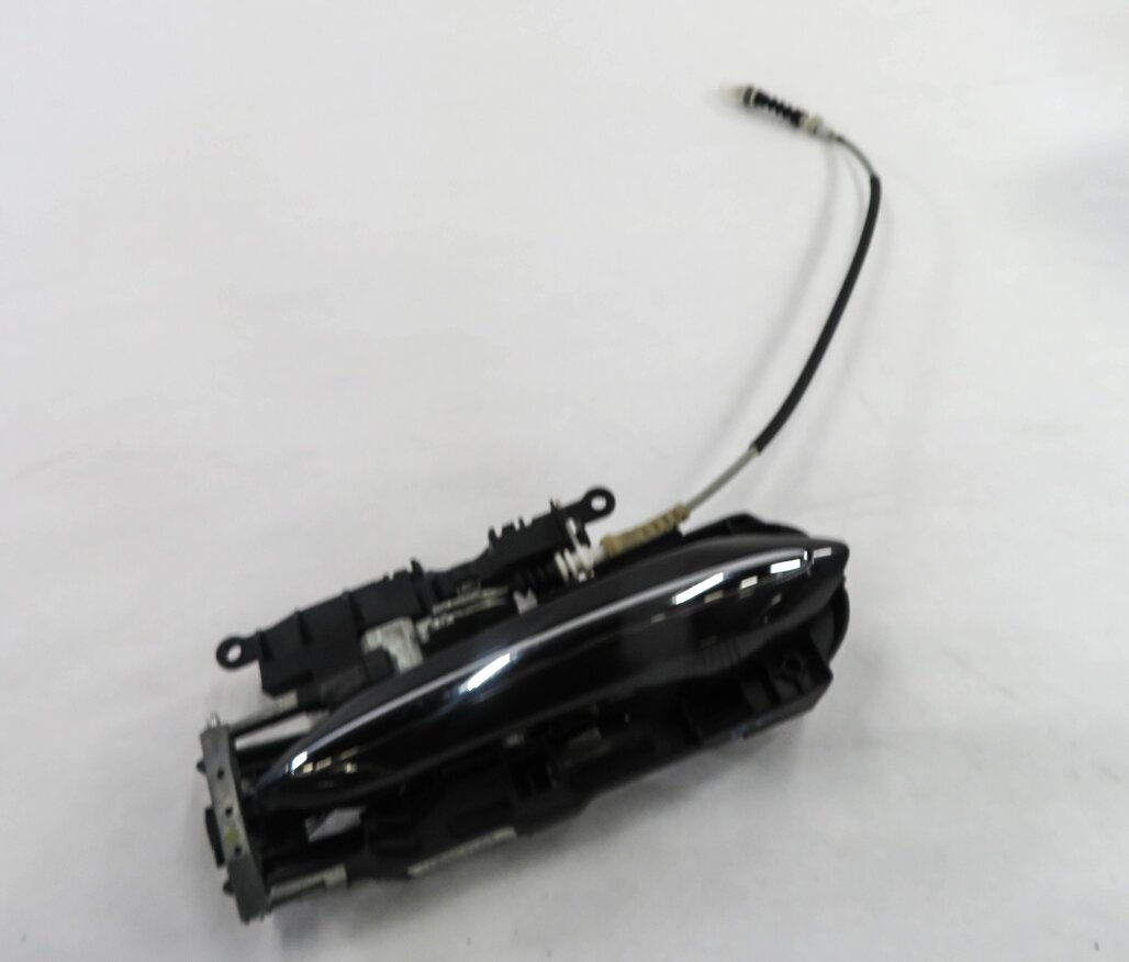 Thumbnail 1: 09-18 BMW 528i 535i 550i 740i 750i 760i RIGHT FRONT COMFORT DOOR HANDLE (GRAY)