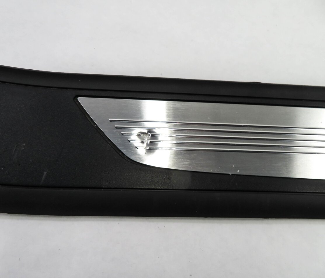 Thumbnail 8: 2011 BMW 750i (F01) FRONT & REAR ///M-SPORT DOOR SILL SCUFF PANEL TRIM SET-3