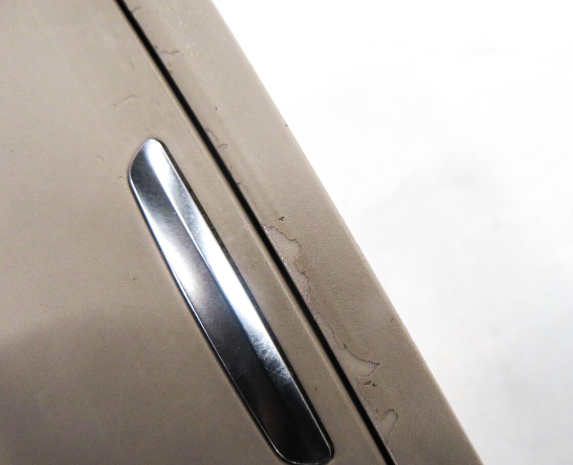 Thumbnail 9: 2011 BMW 750i (F01) RIGHT REAR DOOR SUN SHADE WINDOW SWITCH w/ ASH TRAY (OYSTER)