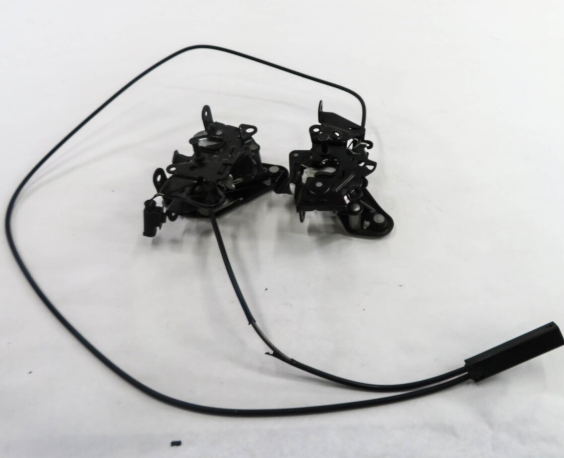 Thumbnail 6: 2011 BMW 750i (F01) FRONT LEFT & RIGHT LOWER HOOD LOCK LATCH SET w/ CABLE