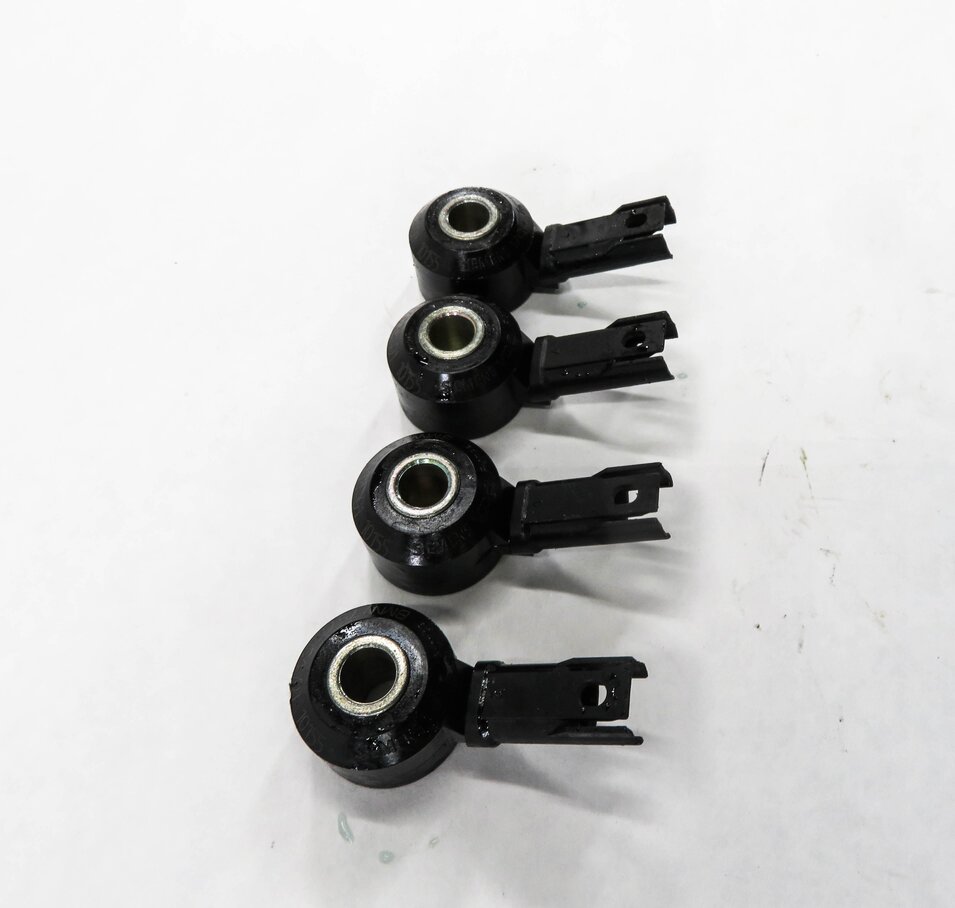 Thumbnail 5: 2011 BMW 750i (F01) 4.4L N63 TWIN TURBO ENGINE KNOCK PING DETONATION SENSOR SET