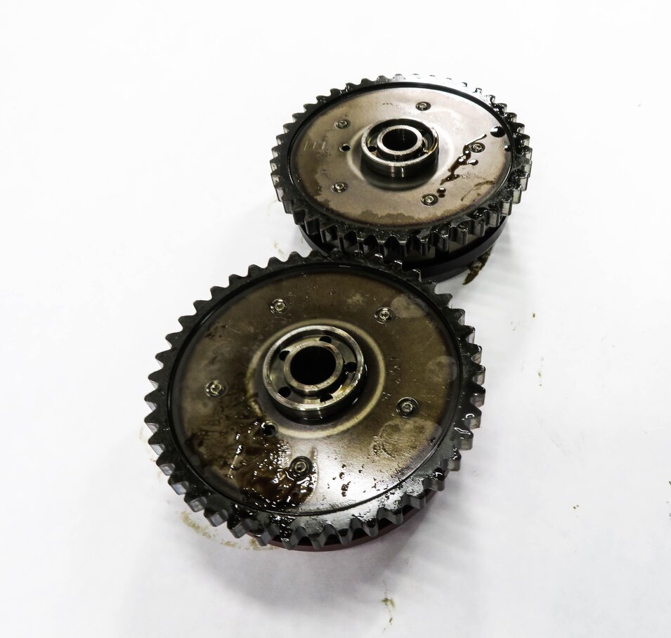 Thumbnail 4: 2011 BMW 750i (F01) 4.4L N63 TWIN TURBO - RIGHT ENGINE CAMSHAFT TIMING GEAR SET
