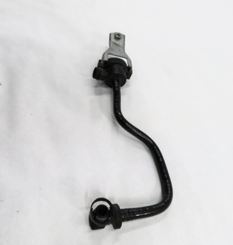 Thumbnail 4: 2011 BMW 750i (F01) 4.4L N63 TWIN TURBO ENGINE - FUEL TANK BREATHER PURGE VALVE