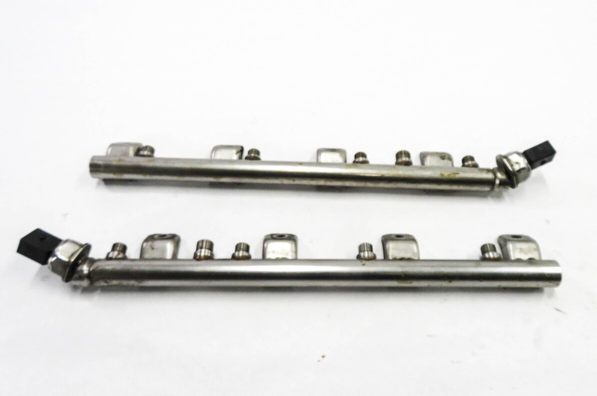 Thumbnail 5: 2011 BMW 750i (F01) 4.4L N63 TWIN TURBO ENGINE - LEFT & RIGHT FUEL RAIL SET-2