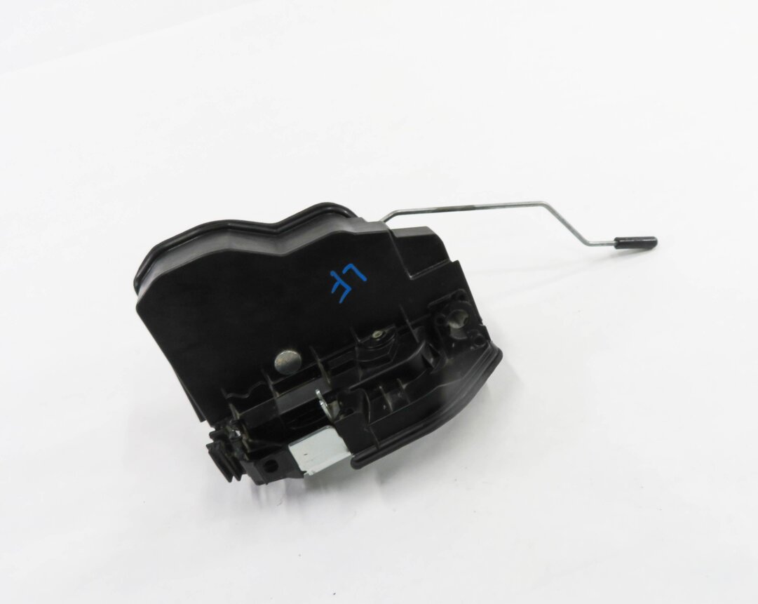 09-18 BMW 1/2/3/4/5/7/X1 X3 X4 (E87 E90 F01 F10) - LEFT FRONT DOOR LOCK LATCH