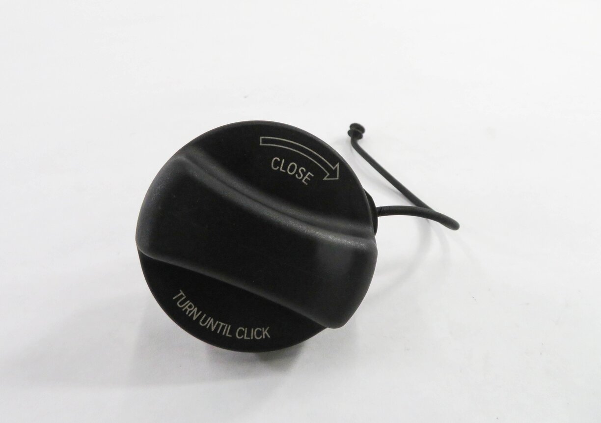 Thumbnail 2: 2011 BMW 535i (F10) GAS CAP FUEL TANK FILLER SCREW TOP LID