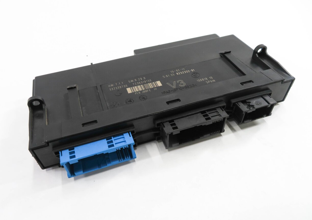 2011 BMW 528i 535i 550i (F10) MAIN PRIMARY BODY CONTROL MODULE BCM