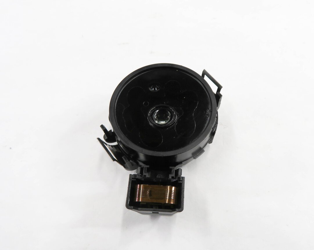 Thumbnail 2: 2011 BMW 535i (F10) FRONT WINDSHILED RAIN WATER SOLAR LIGHT SENSOR (RLS)