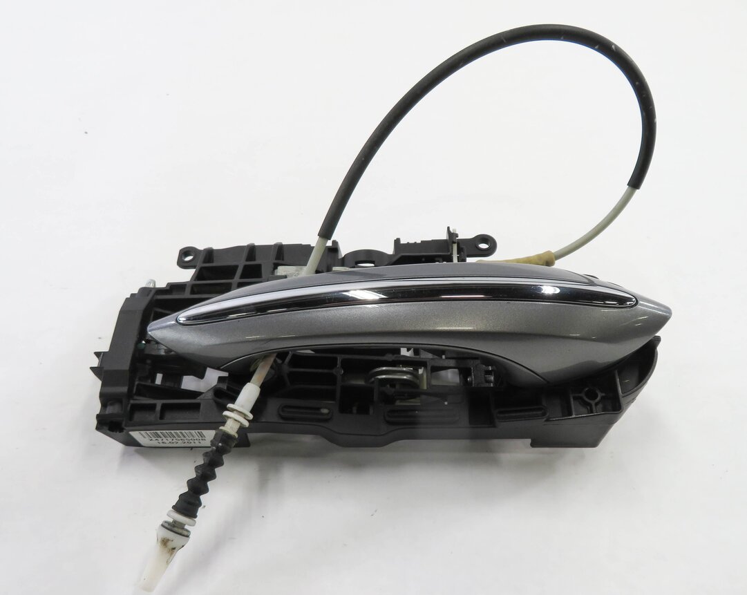 Thumbnail 2: 2011-2016 BMW 528i 535i 550i M5 (F10) RIGHT FRONT DOOR HANDLE w/ LIGHT (GRAY)