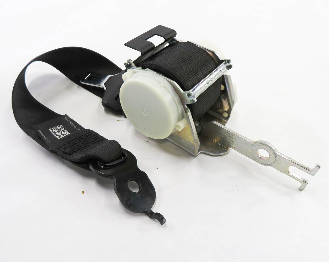 Thumbnail 4: 2011 BMW 535i (F10) REAR SEAT SEATBELT RETRACTOR SET-3 (BLACK)