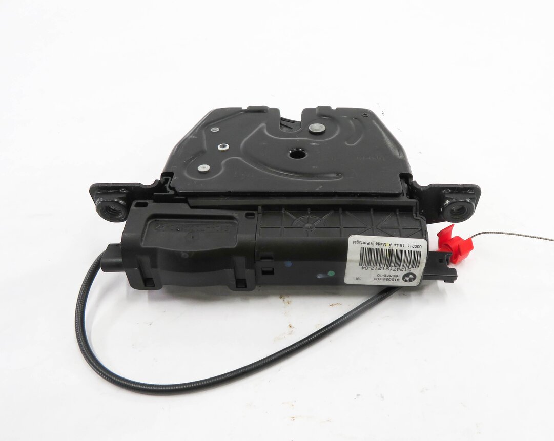 Thumbnail 4: 2011 BMW 535i (F10) REAR TRUNK LOCK LATCH ACTUATOR