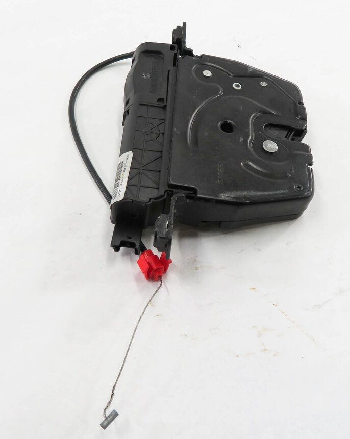 Thumbnail 5: 2011 BMW 535i (F10) REAR TRUNK LOCK LATCH ACTUATOR