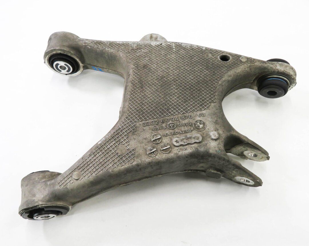 Thumbnail 10: 11-19 BMW 535i 550i 640i 650i 740i 750i (F01 F10) RIGHT REAR CONTROL ARM SET-3
