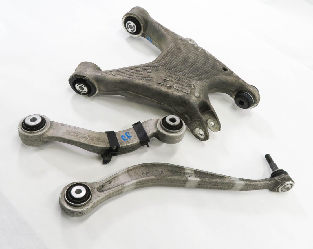 Thumbnail 2: 11-19 BMW 535i 550i 640i 650i 740i 750i (F01 F10) RIGHT REAR CONTROL ARM SET-3