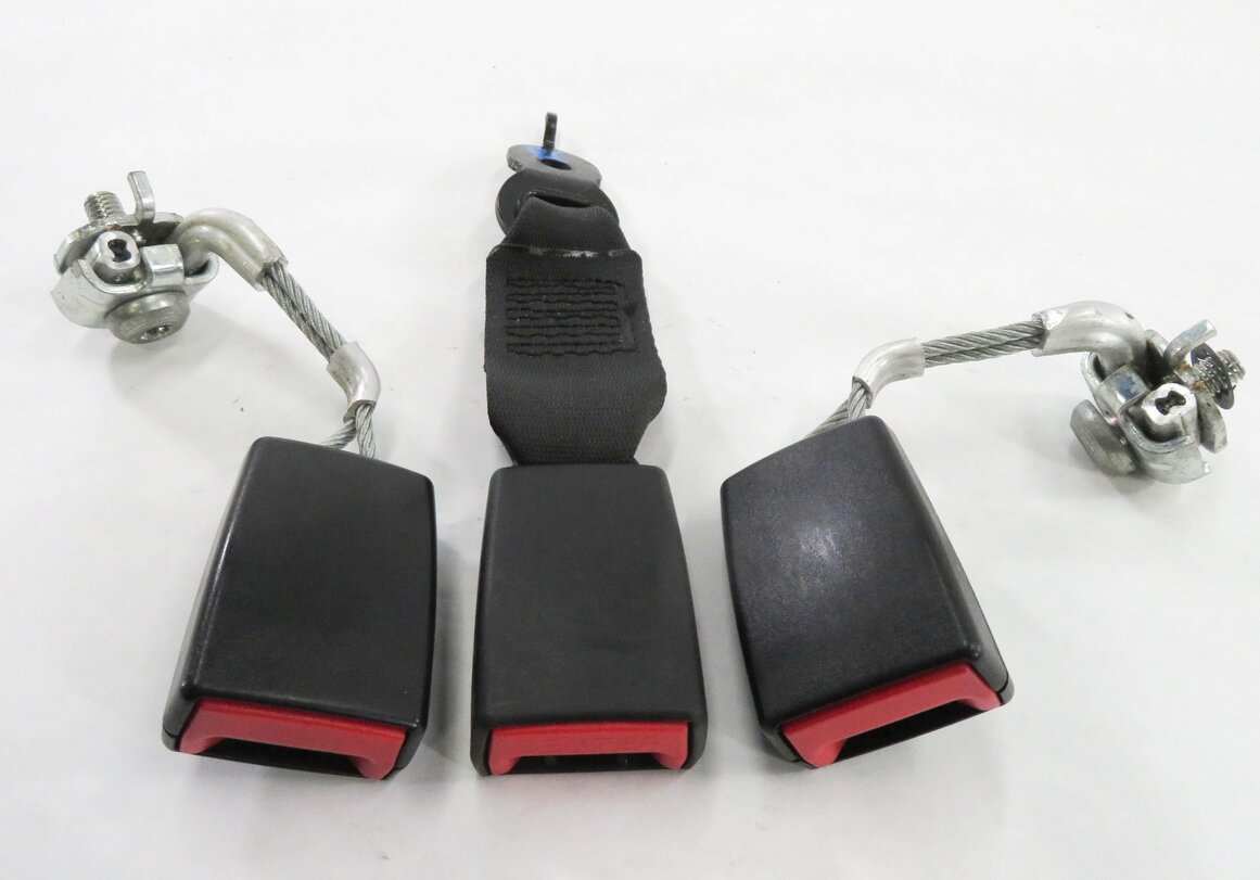 2012 BMW 535i (F10) REAR SEAT - LEFT / CENTER / RIGHT - SEATBELT RECEIVER SET