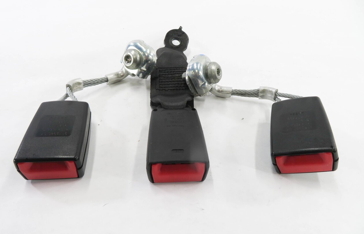 Thumbnail 2: 2012 BMW 535i (F10) REAR SEAT - LEFT / CENTER / RIGHT - SEATBELT RECEIVER SET
