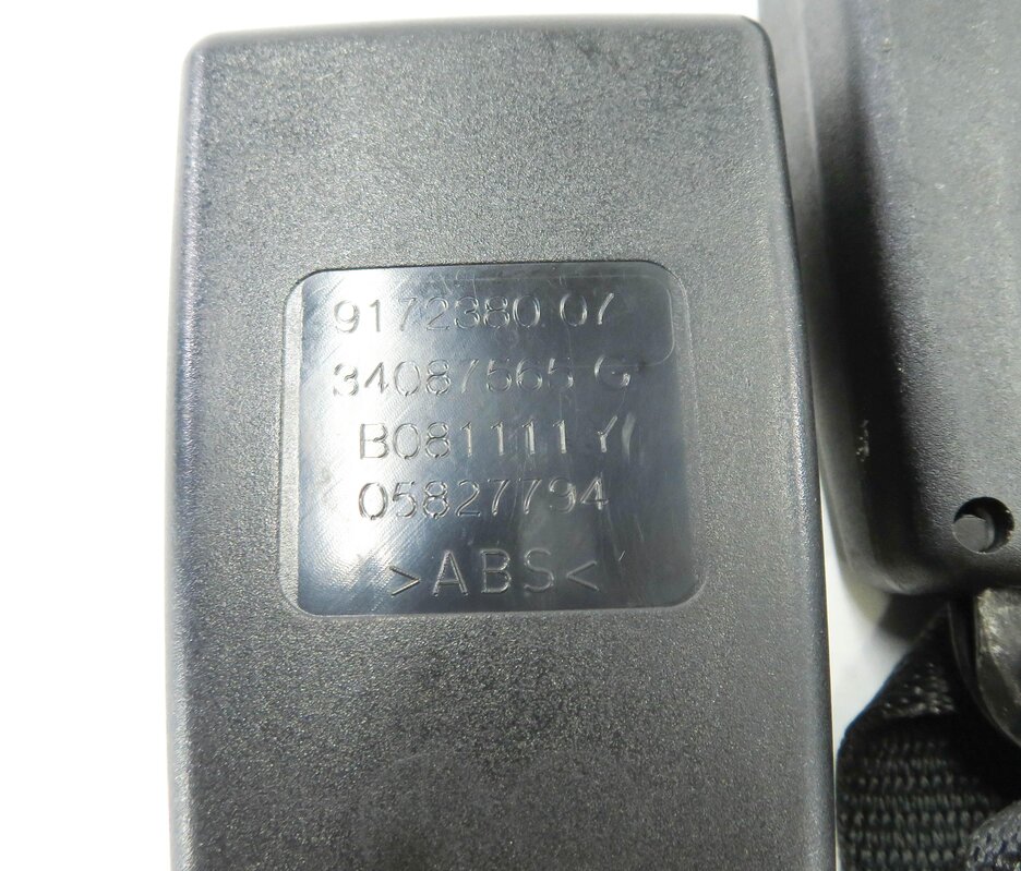Thumbnail 5: 2012 BMW 535i (F10) REAR SEAT - LEFT / CENTER / RIGHT - SEATBELT RECEIVER SET