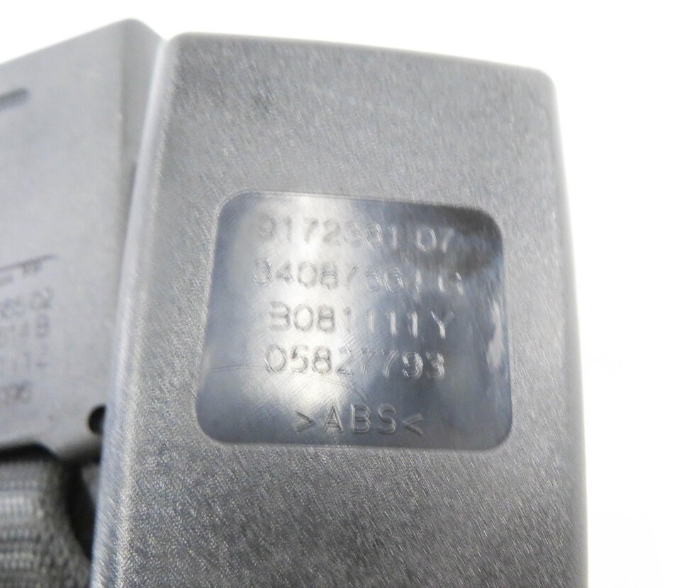 Thumbnail 7: 2012 BMW 535i (F10) REAR SEAT - LEFT / CENTER / RIGHT - SEATBELT RECEIVER SET