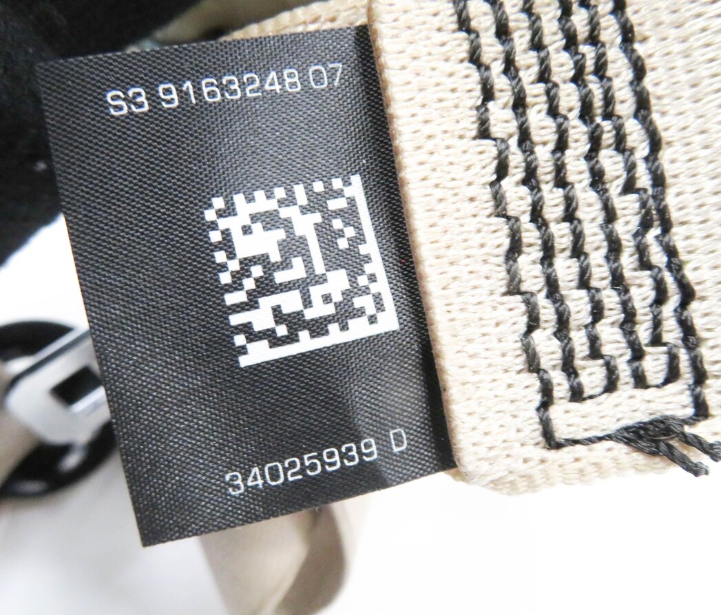 Thumbnail 11: 2012 BMW 535i (F10) REAR SEAT - LEFT CENTER RIGHT SEATBELT RETRACTOR SET (BEIGE)