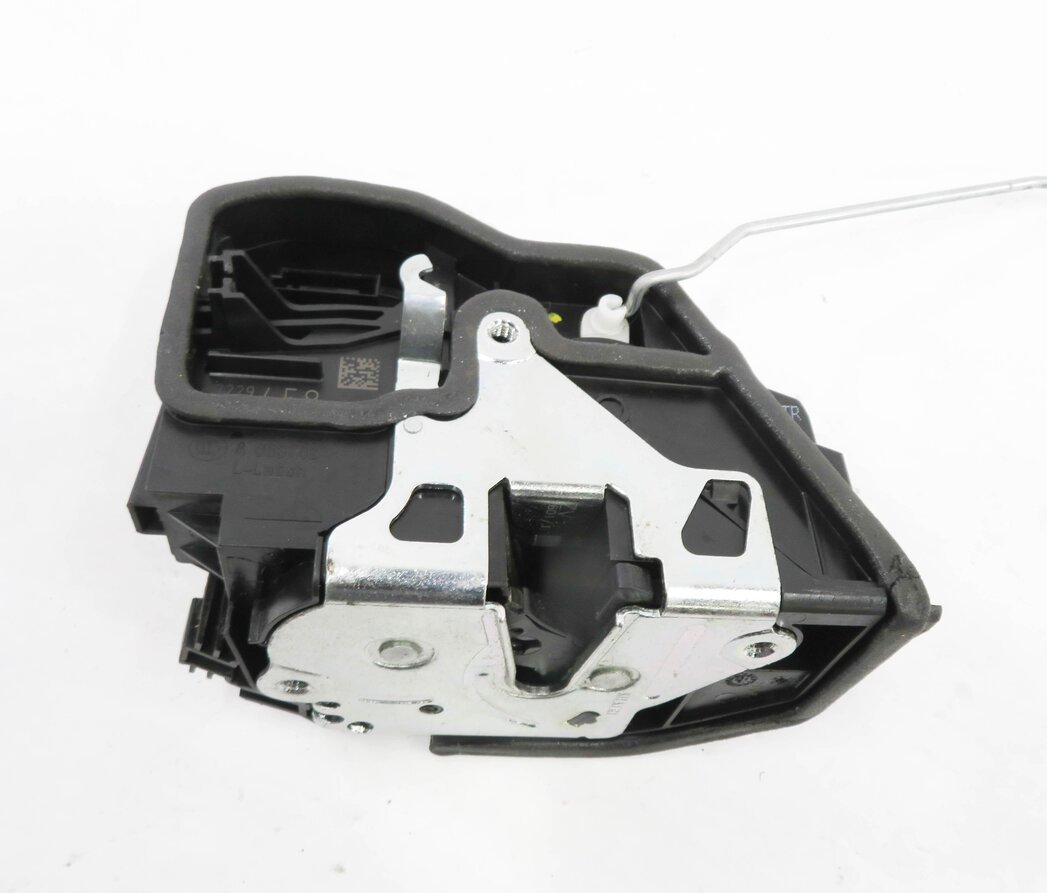 Thumbnail 6: 2009-2018 BMW 1/2/3/4/5/7/X1 X3 X4 (E87 E90 F01 F10) RIGHT FRONT DOOR LOCK LATCH